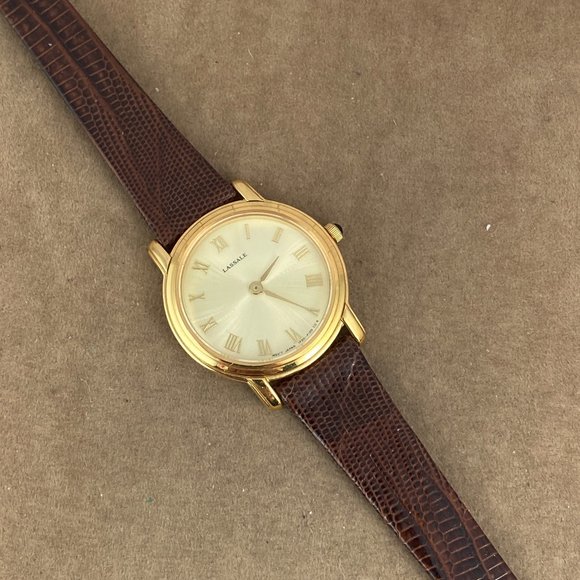 Vintage Elegant but Stylish Ladies Seiko Lassale 18K Gold Plated Watch - Picture 5 of 9
